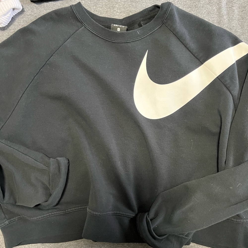 Cropped crew neck sweater